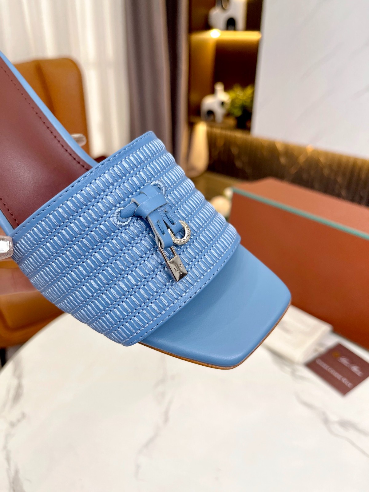 182 32123109 SIZE 35-42