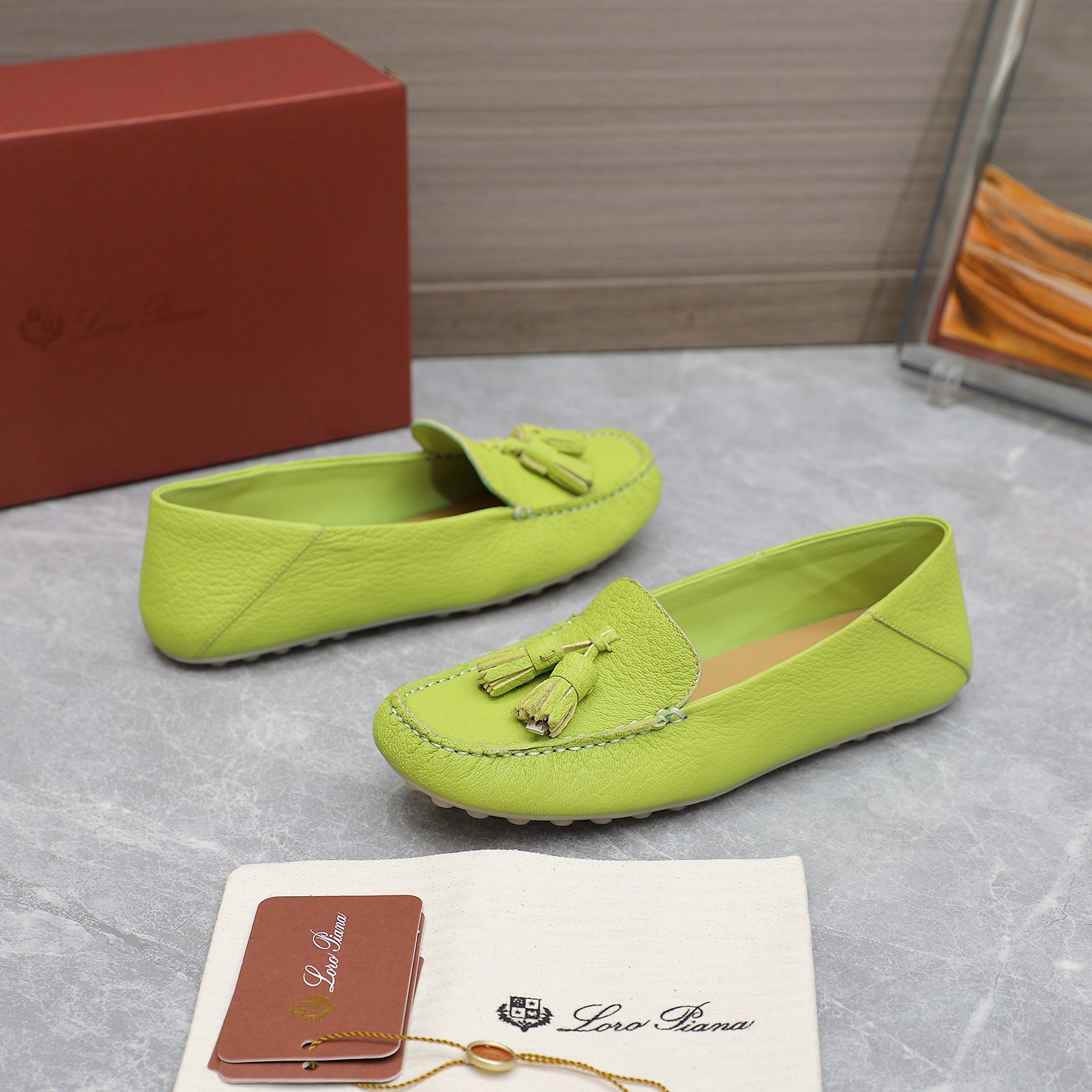 176 34123113 SIZE 35-42