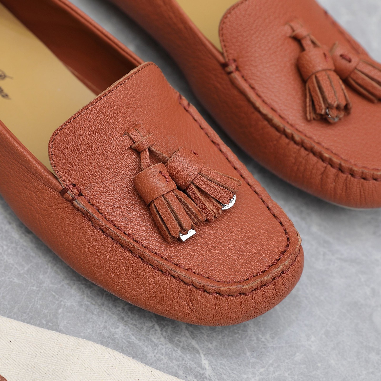 172 32123109 SIZE 35-42