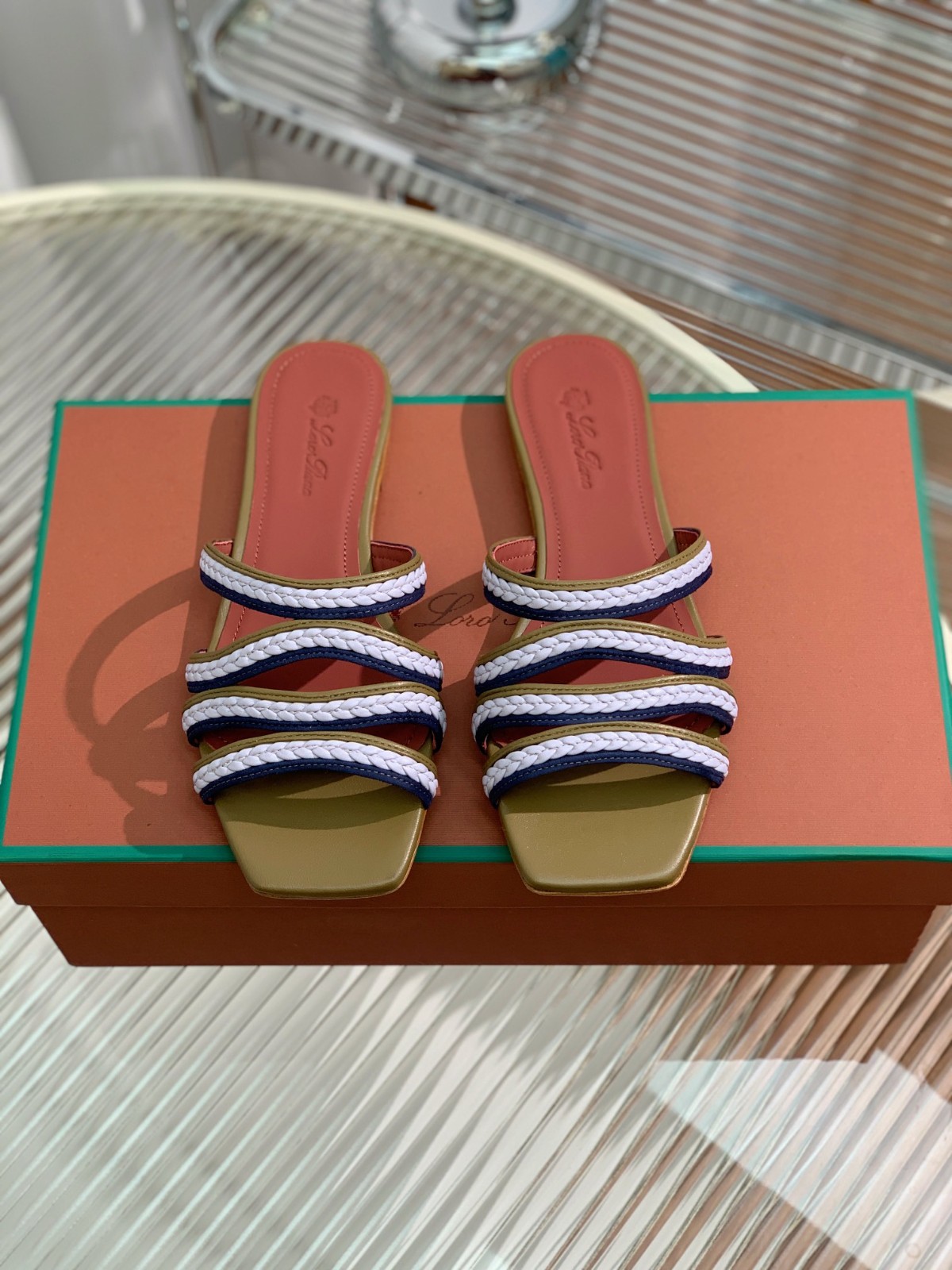 158 31123104 SIZE 35-41