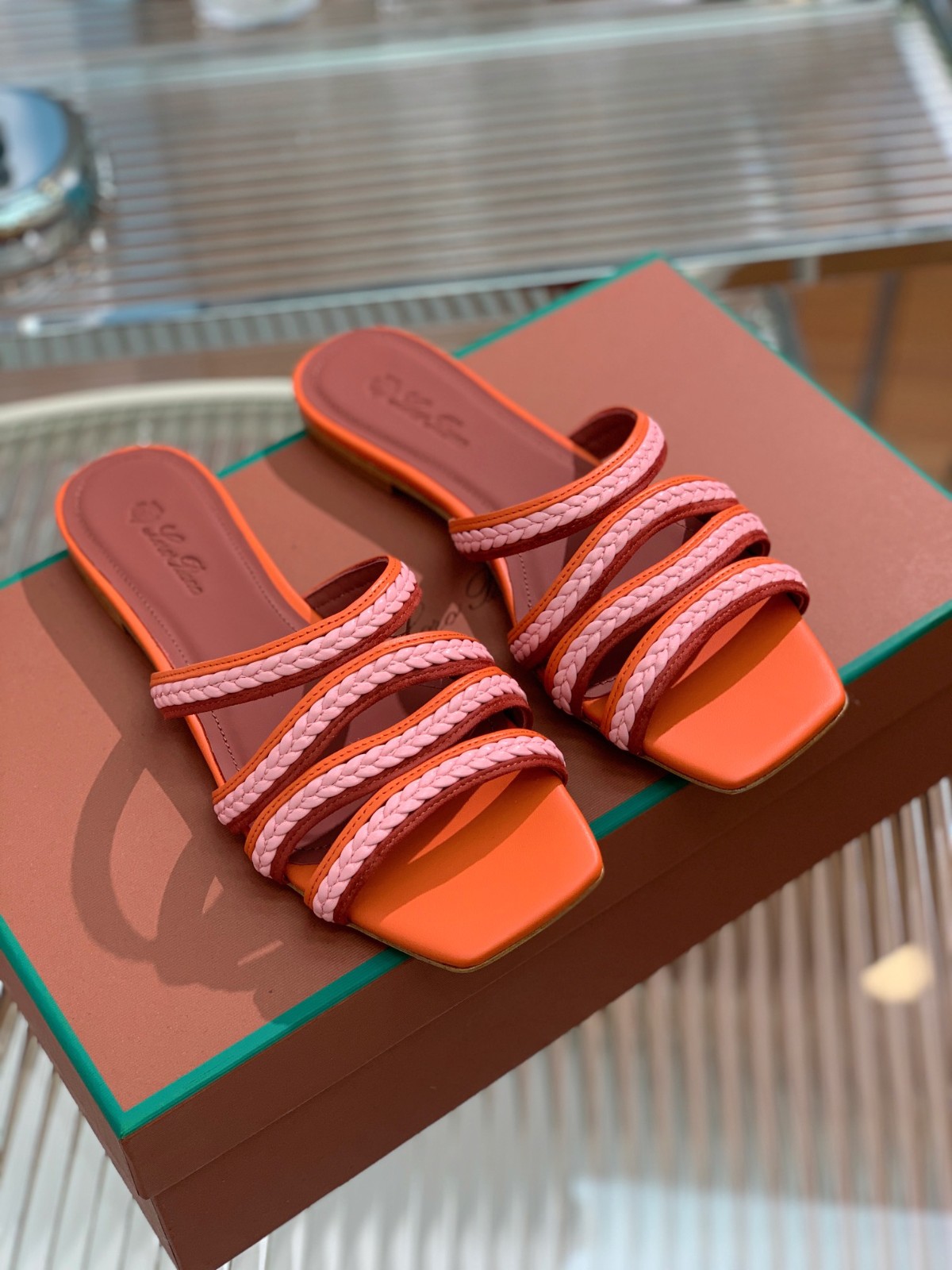 157 31123104 SIZE 35-41