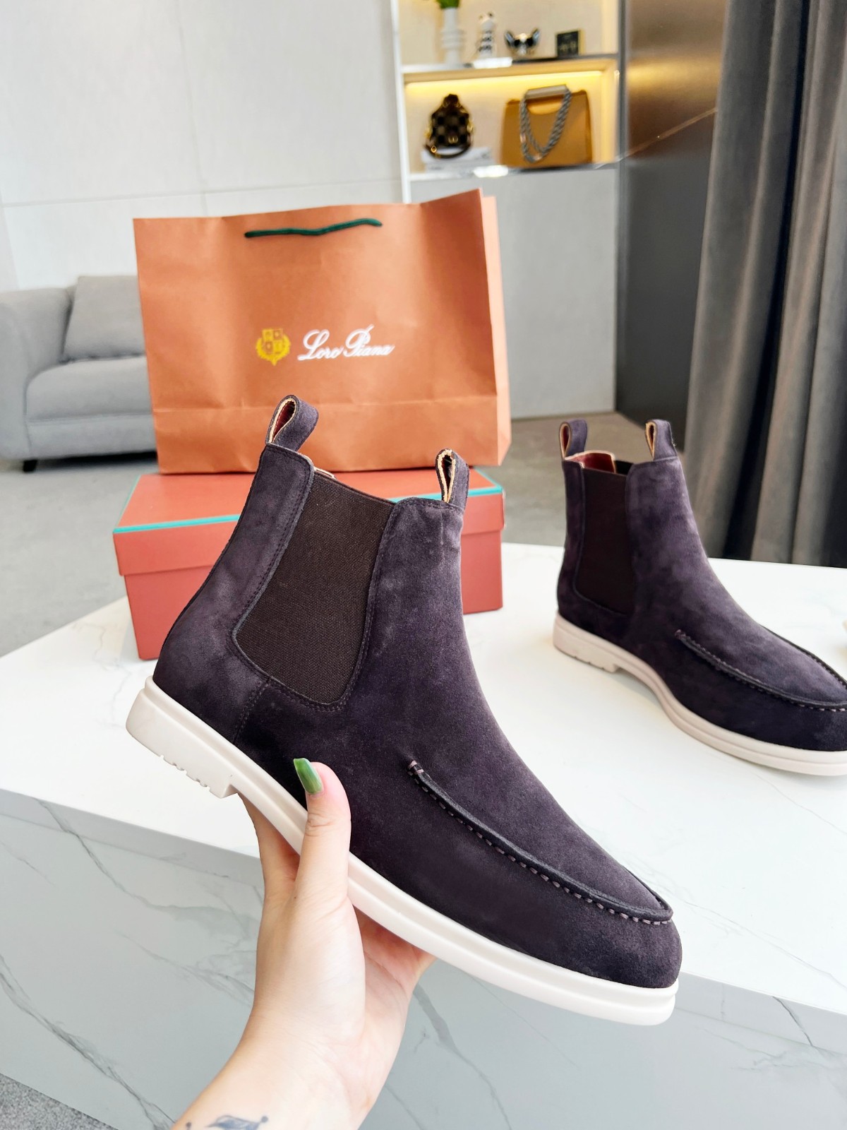 112 32123109 SIZE 39-46