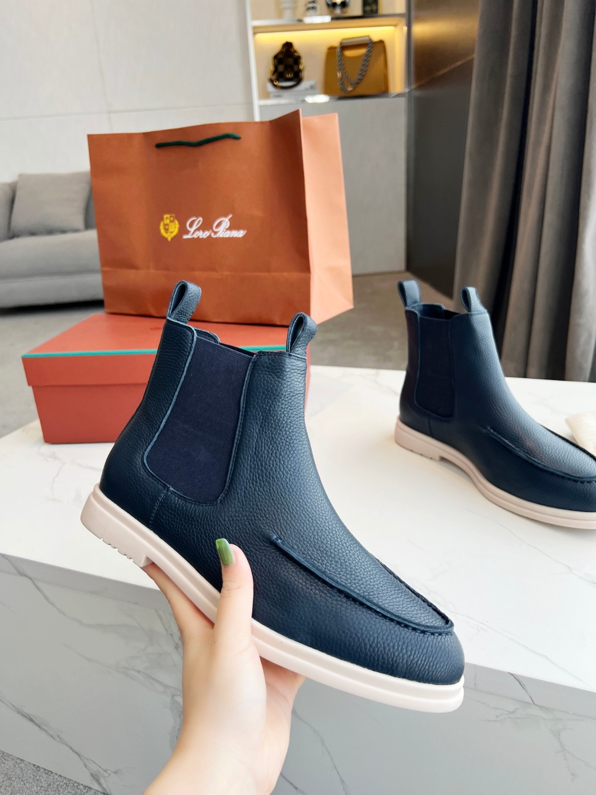 110 32123109 SIZE 39-46