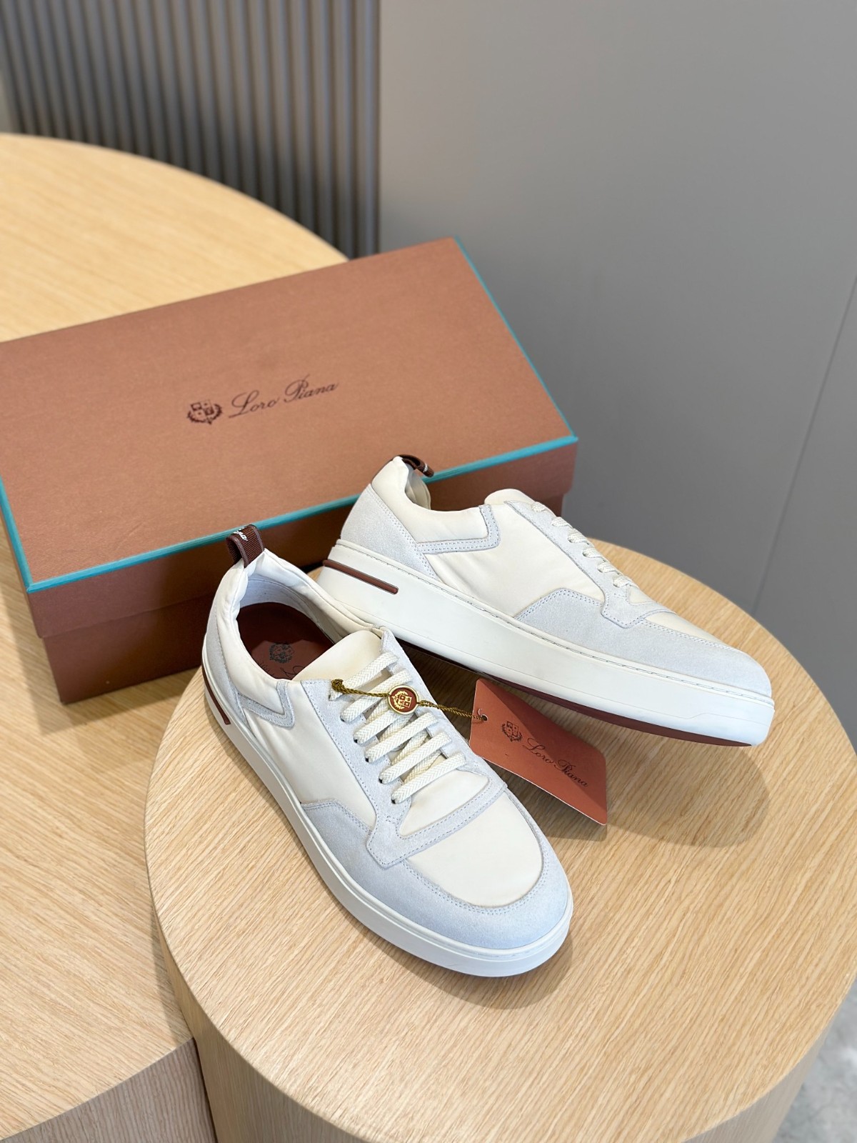089 42123132 SIZE 38-45