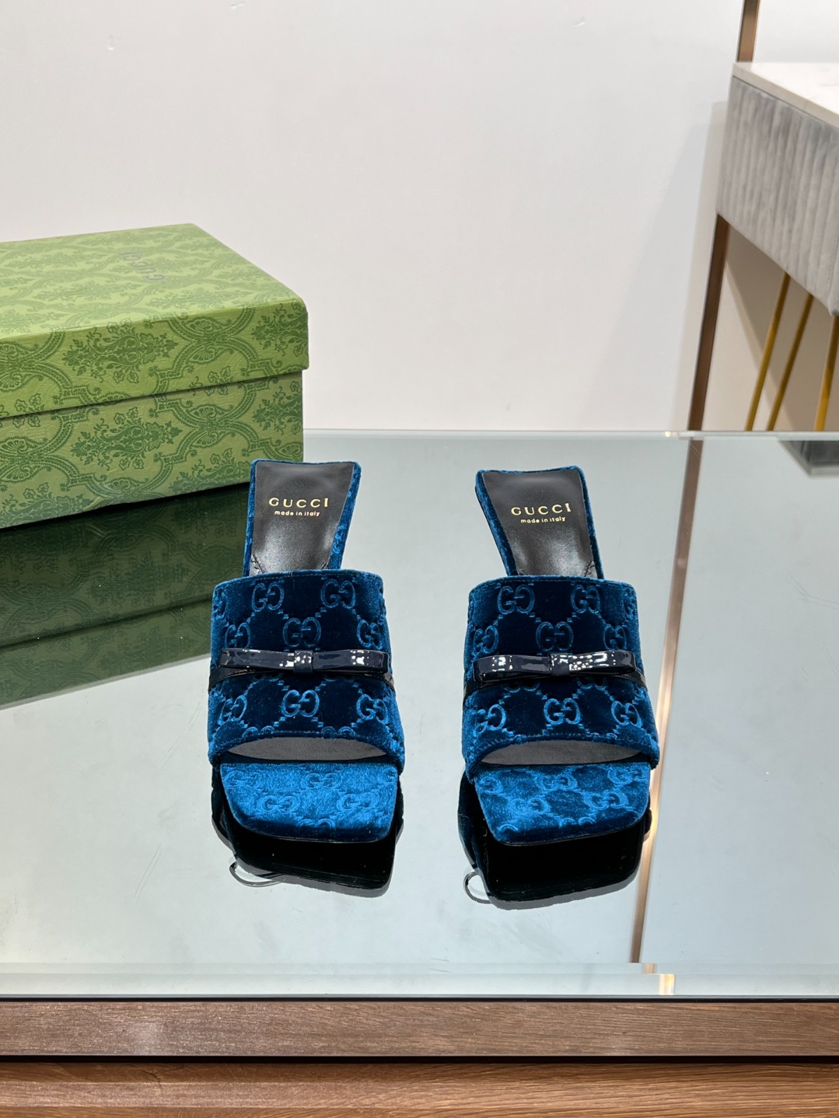 013 28123099   SIZE 35-41
