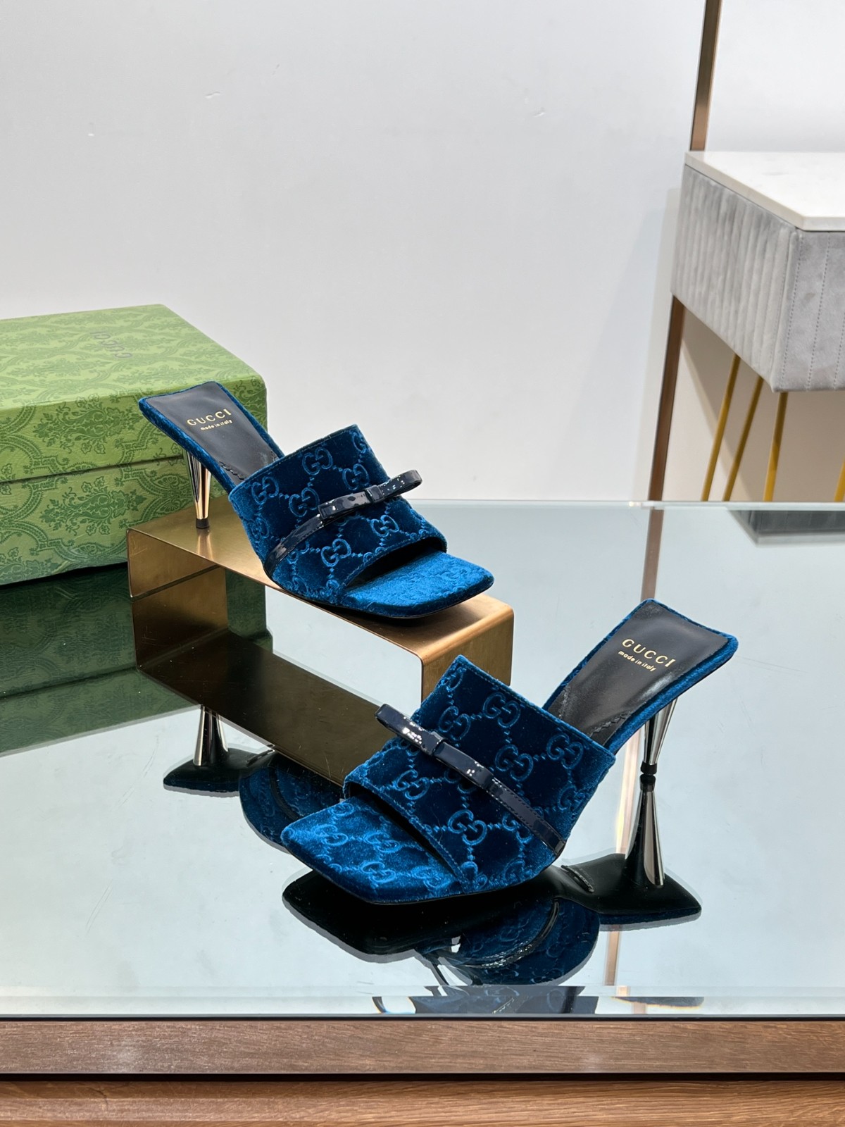 013 28123099   SIZE 35-41