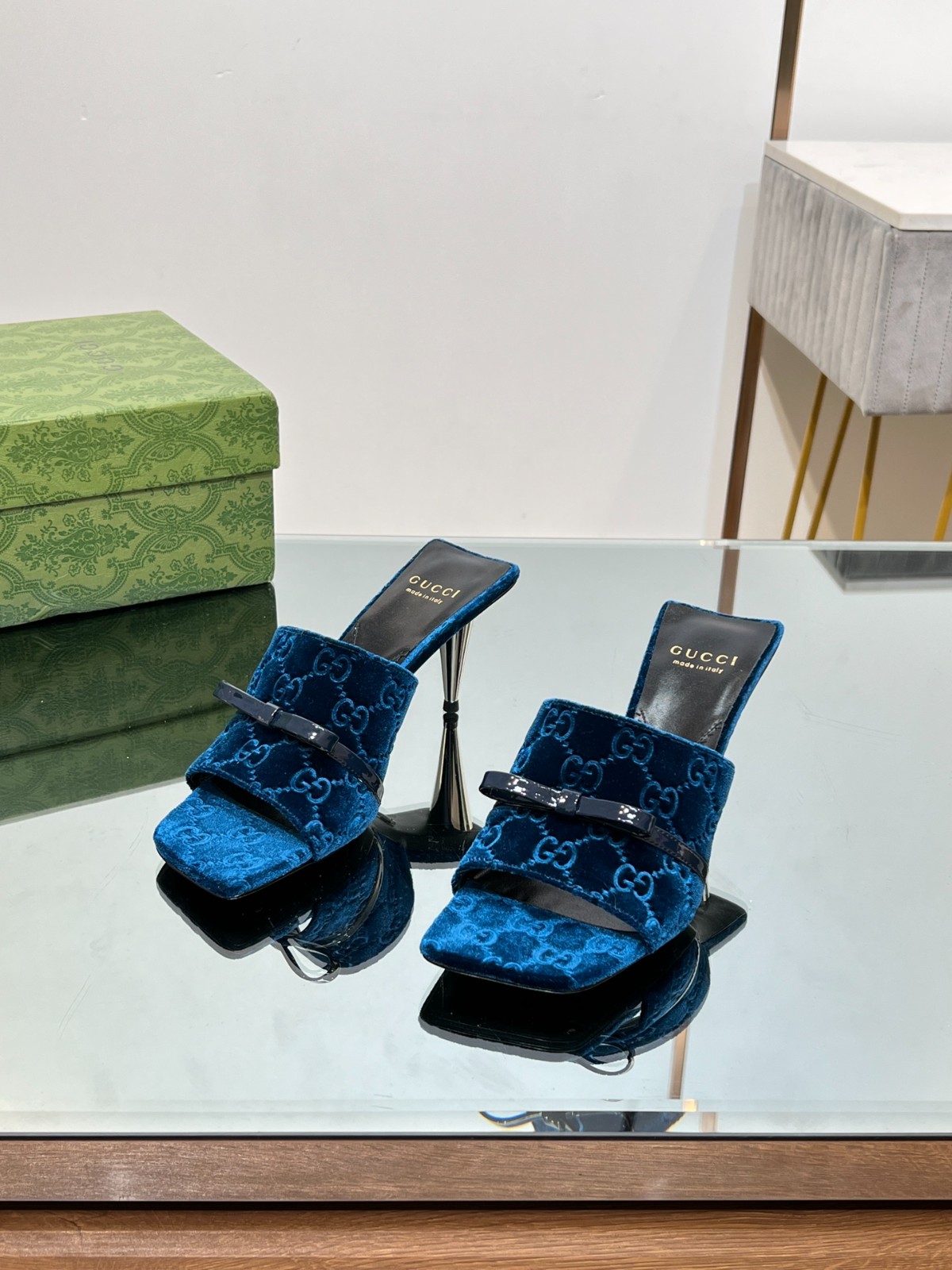 013 28123099   SIZE 35-41