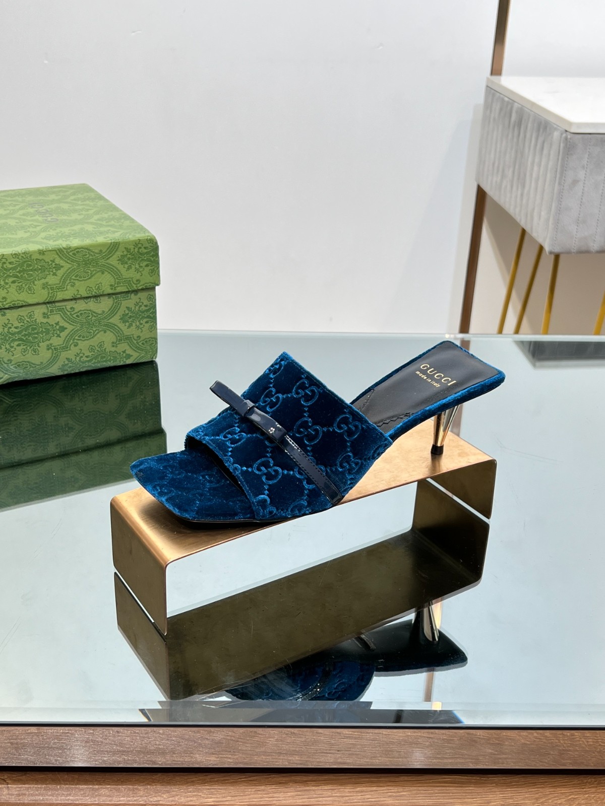 013 28123099   SIZE 35-41