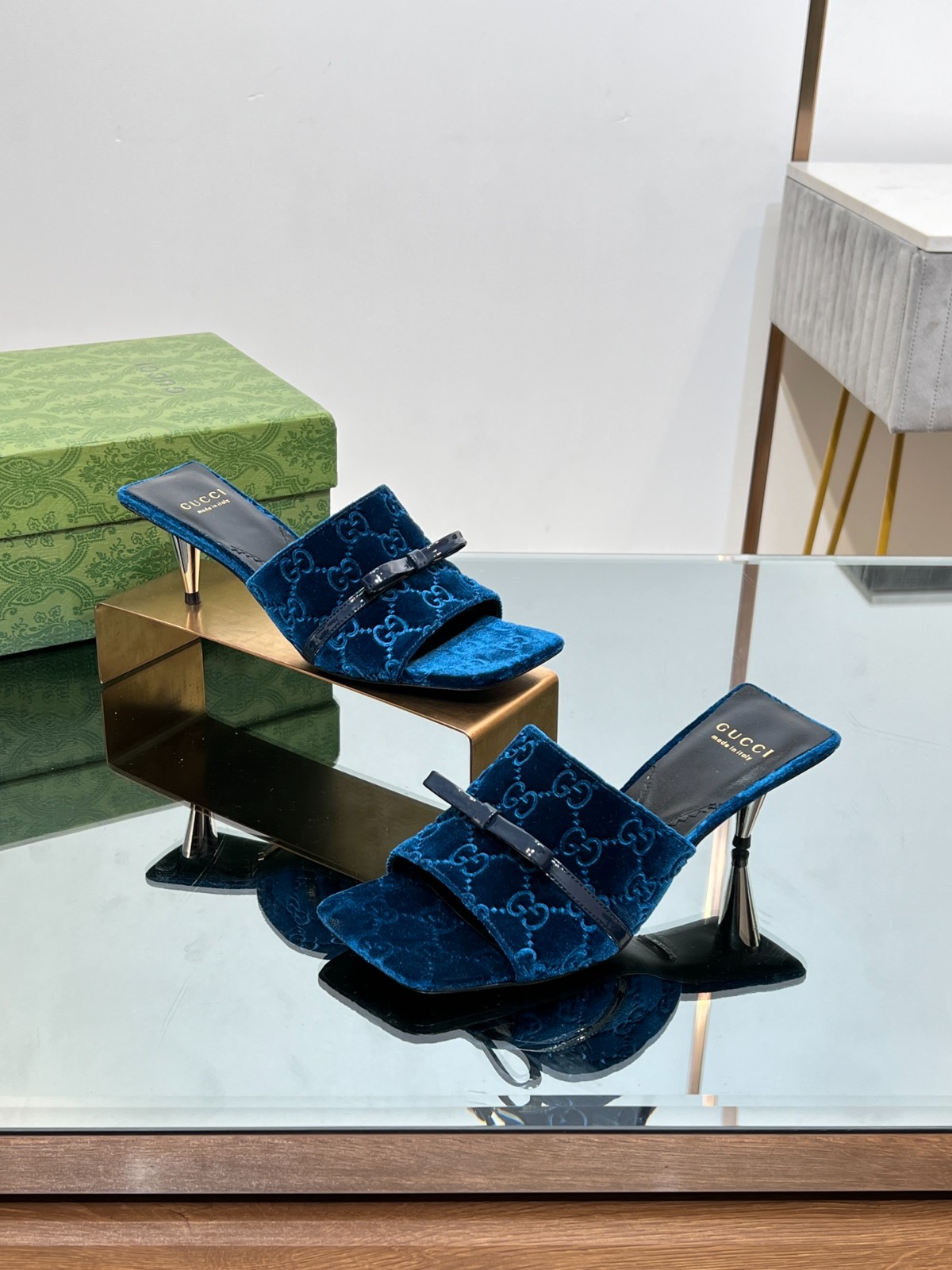 013 28123099   SIZE 35-41