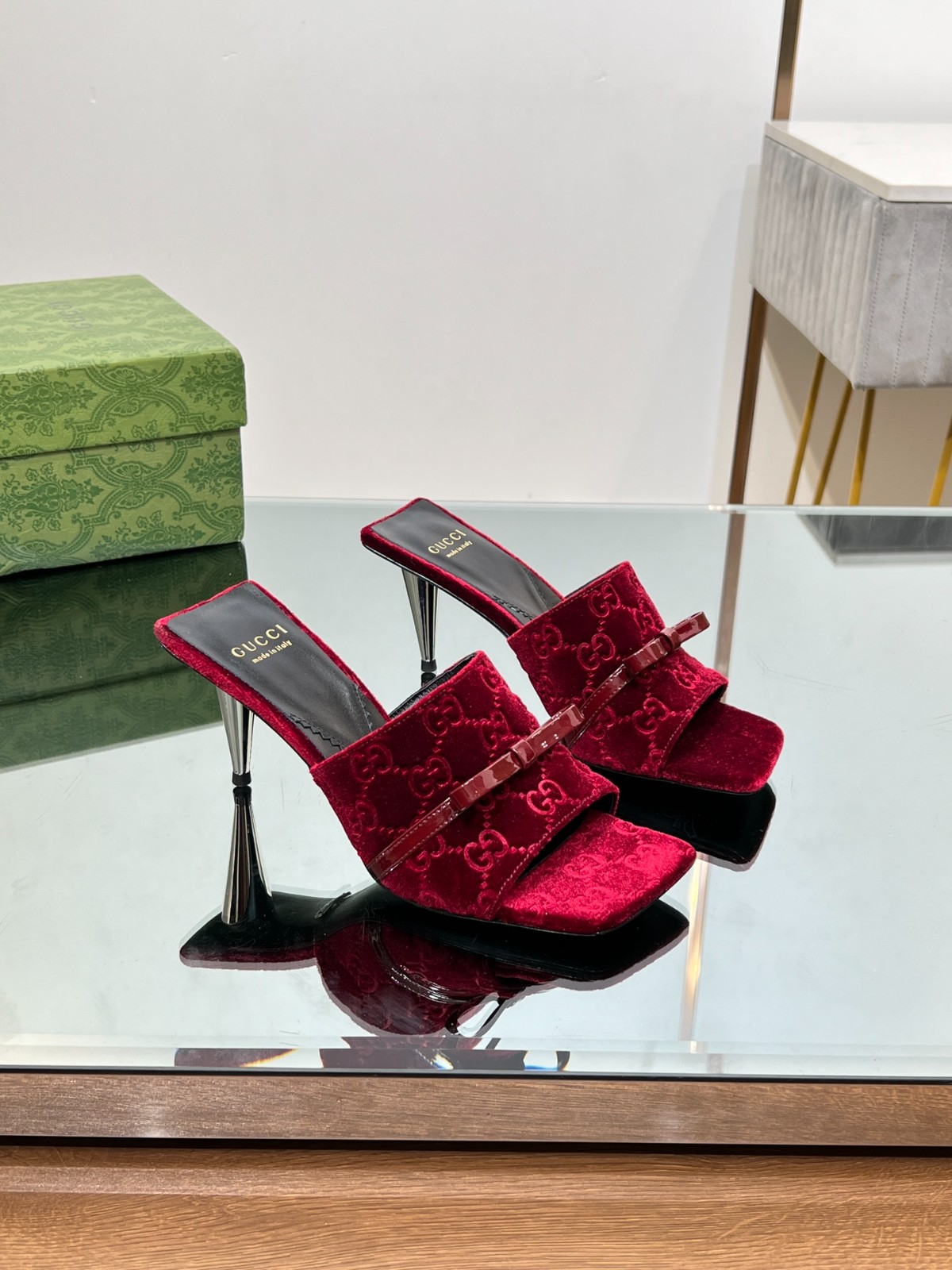 012 28123099   SIZE 35-41