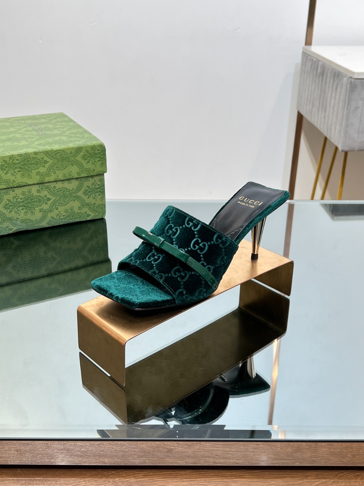 011 28123099   SIZE 35-41