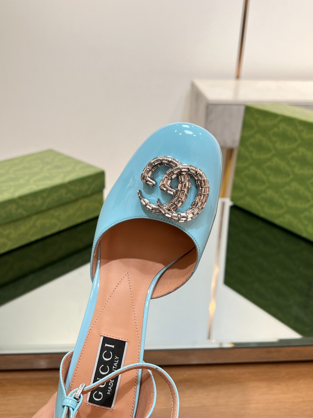 007 40123130 SIZE 35-46