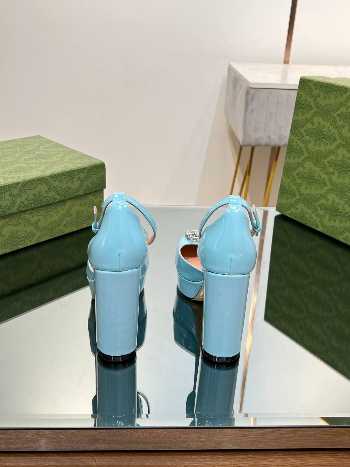007 40123130 SIZE 35-46