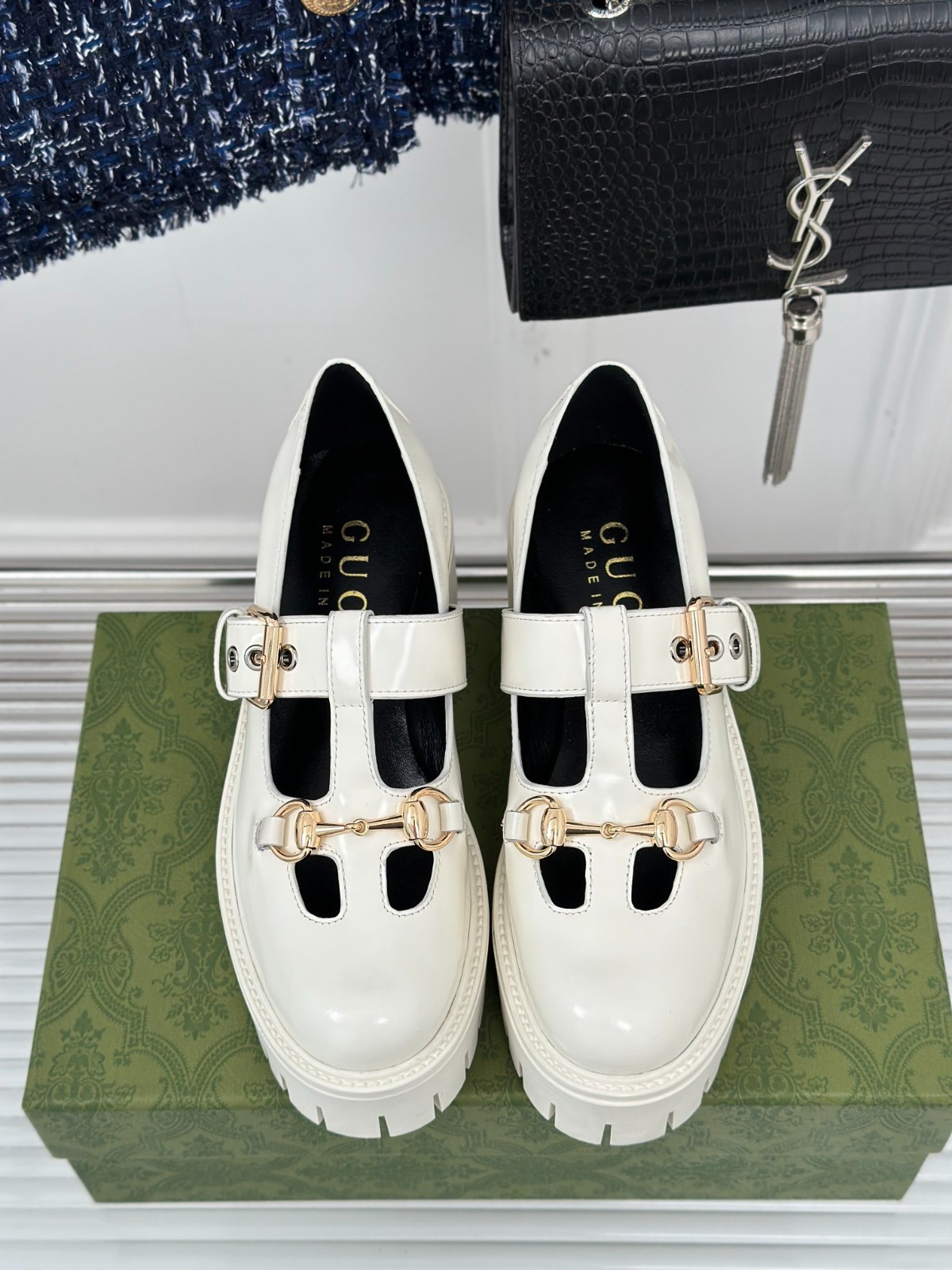 040 32123 SIZE 35-41