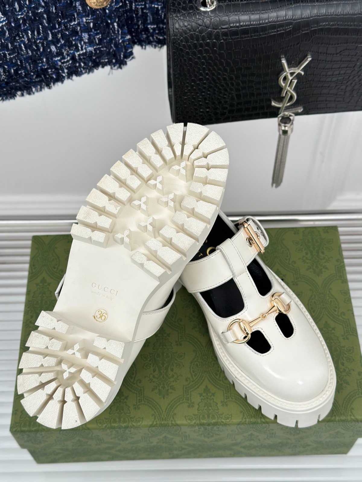 040 32123 SIZE 35-41