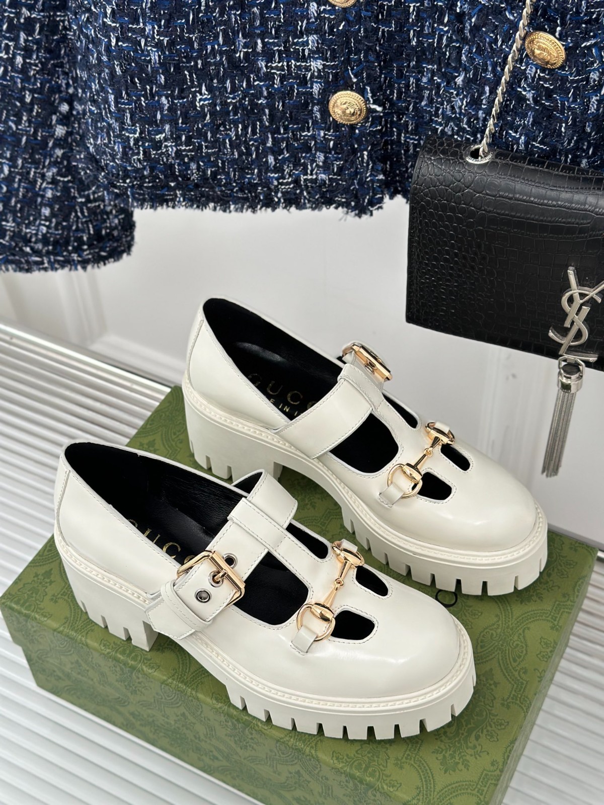 040 32123 SIZE 35-41