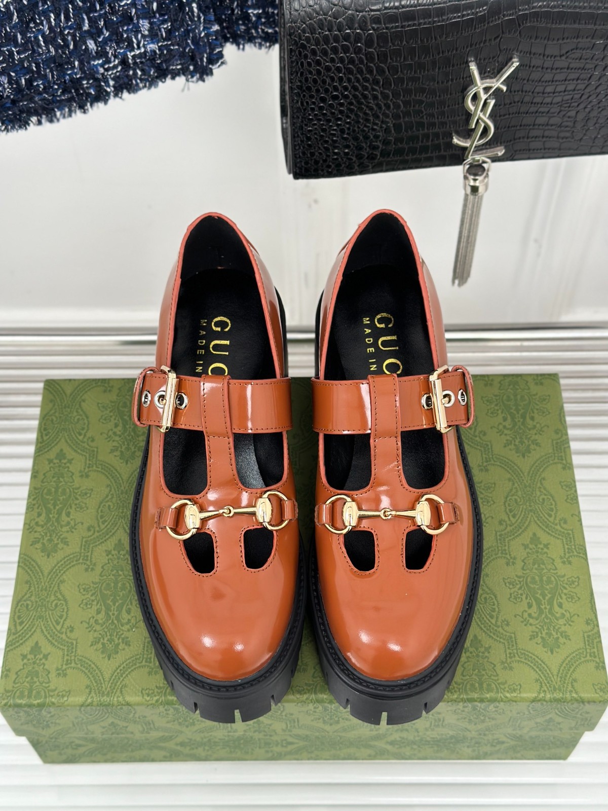 039 32123 SIZE 35-41