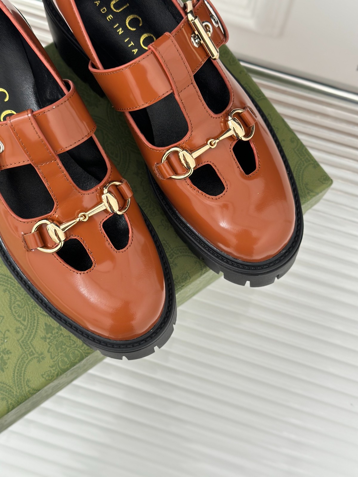 039 32123 SIZE 35-41