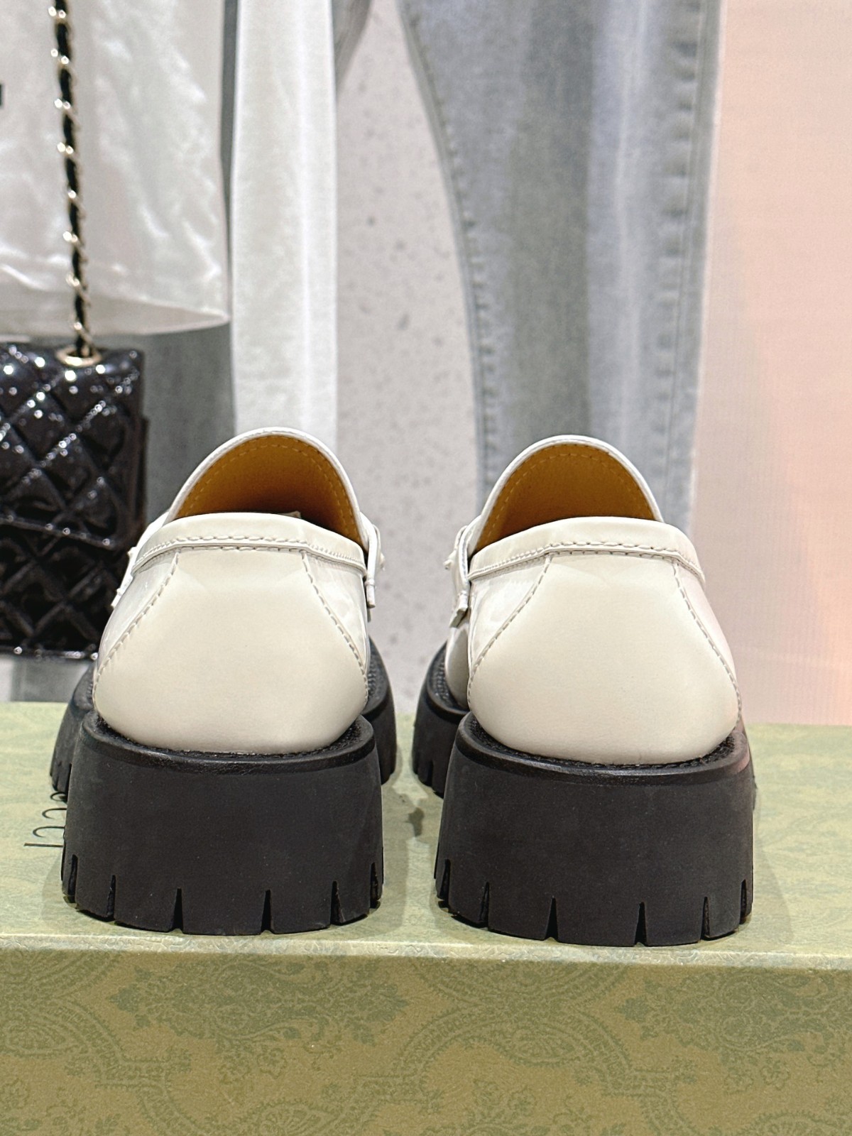 020 36123118 SIZE 35-41