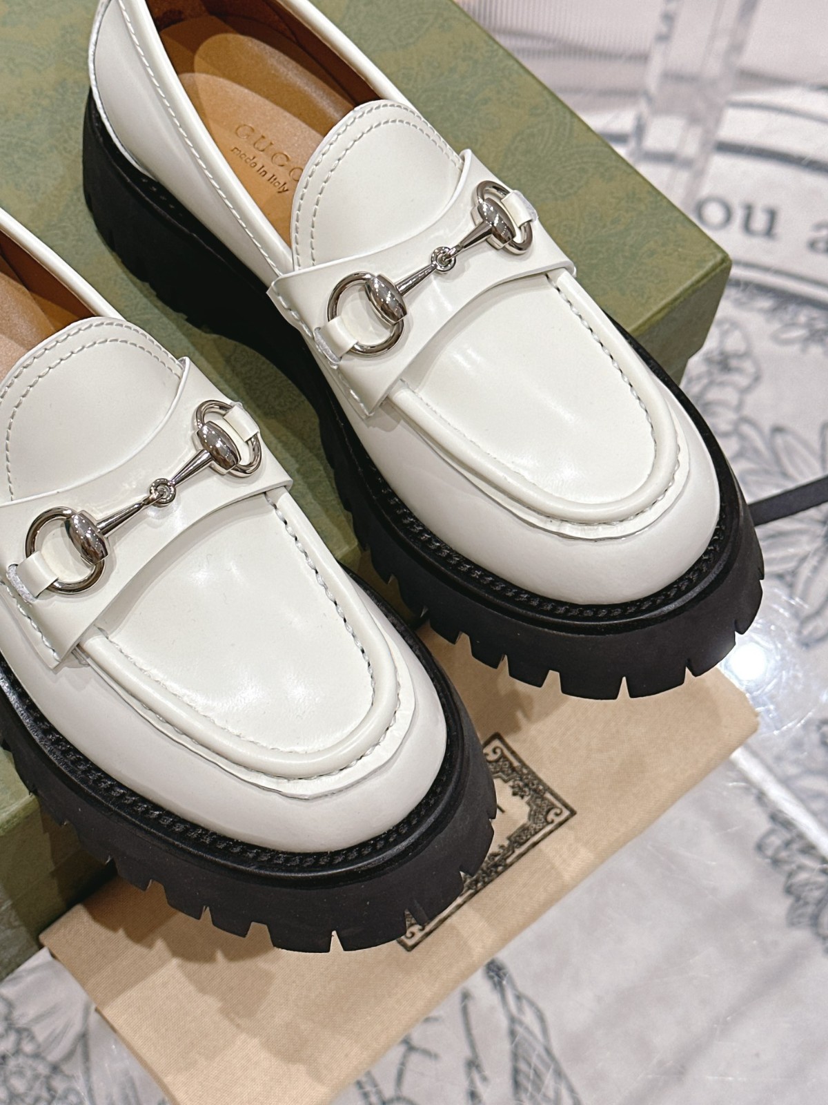 020 36123118 SIZE 35-41