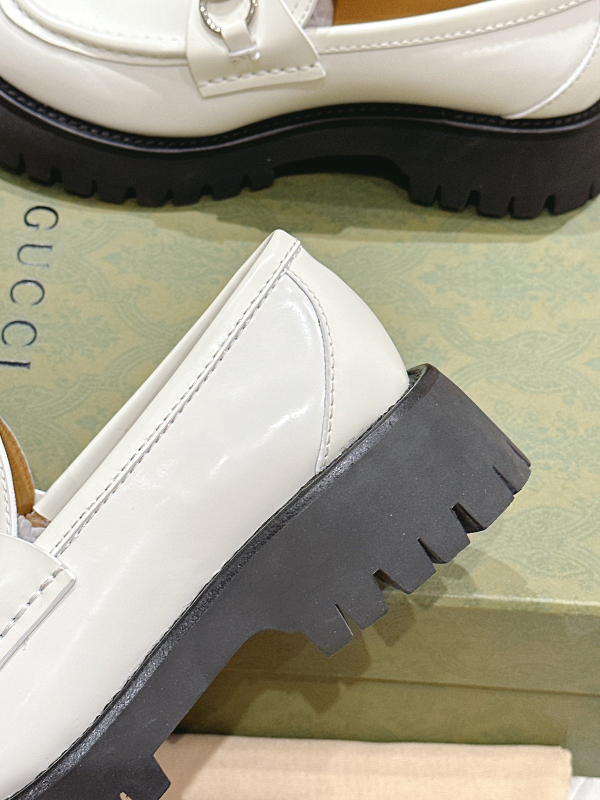 020 36123118 SIZE 35-41