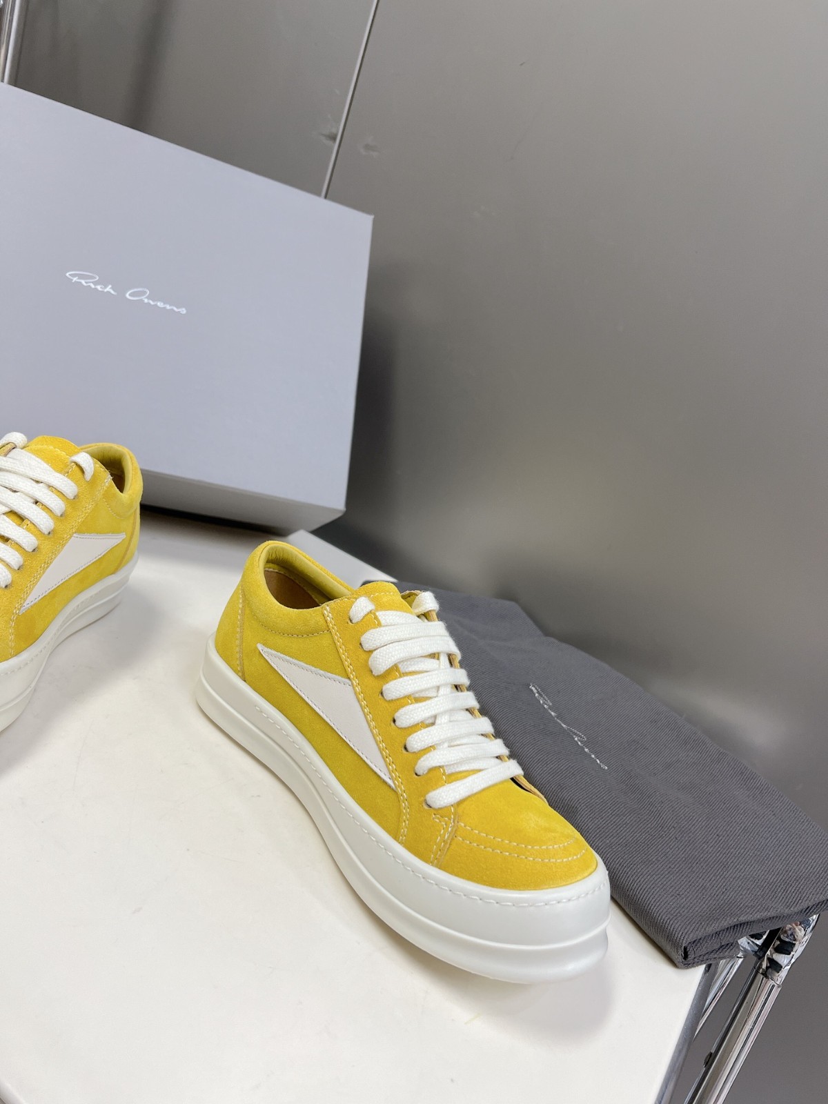 077 35123116 SIZE 35-44