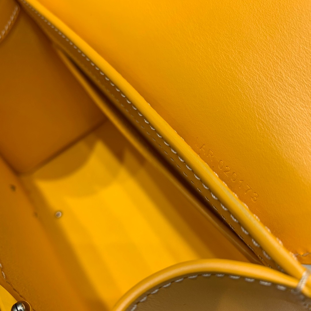 058 75123208 （21×9×14cm）