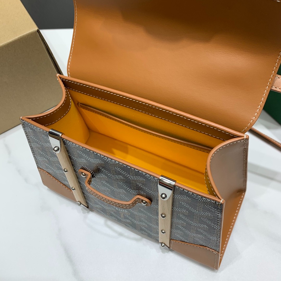 053 75123208 （21×9×14cm）