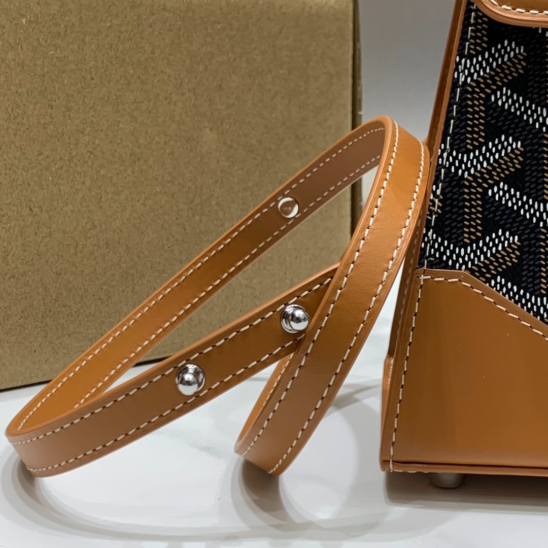 053 75123208 （21×9×14cm）