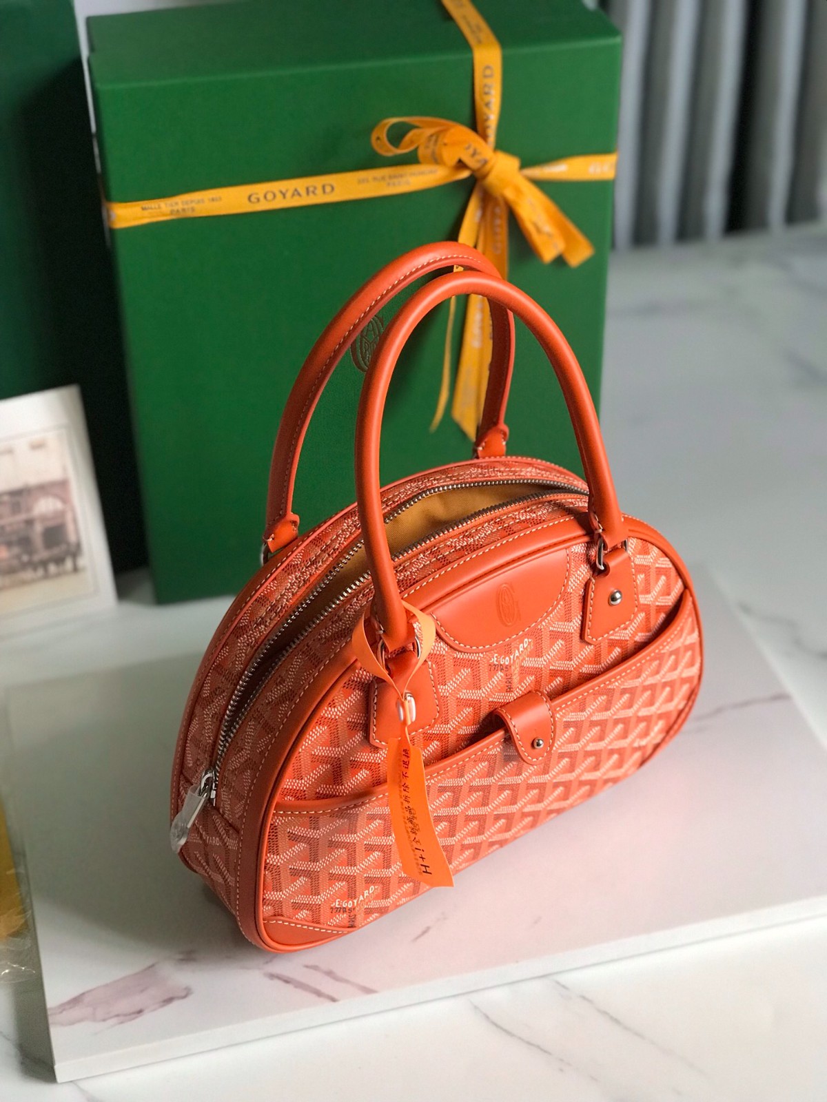 004 76123210（26×17×8cm）