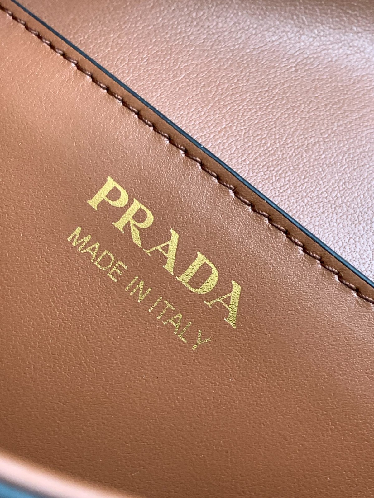 038 58123210 size 20.5x10.5x4cm