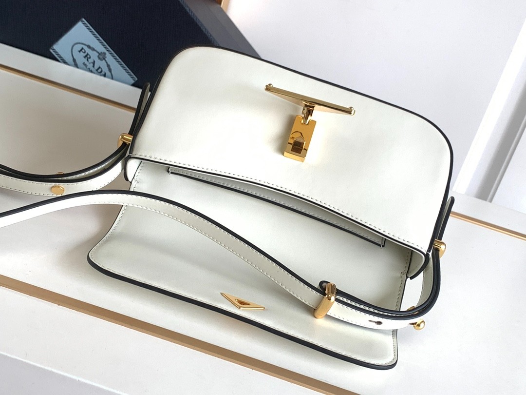 037 58123210 size 20.5x10.5x4cm