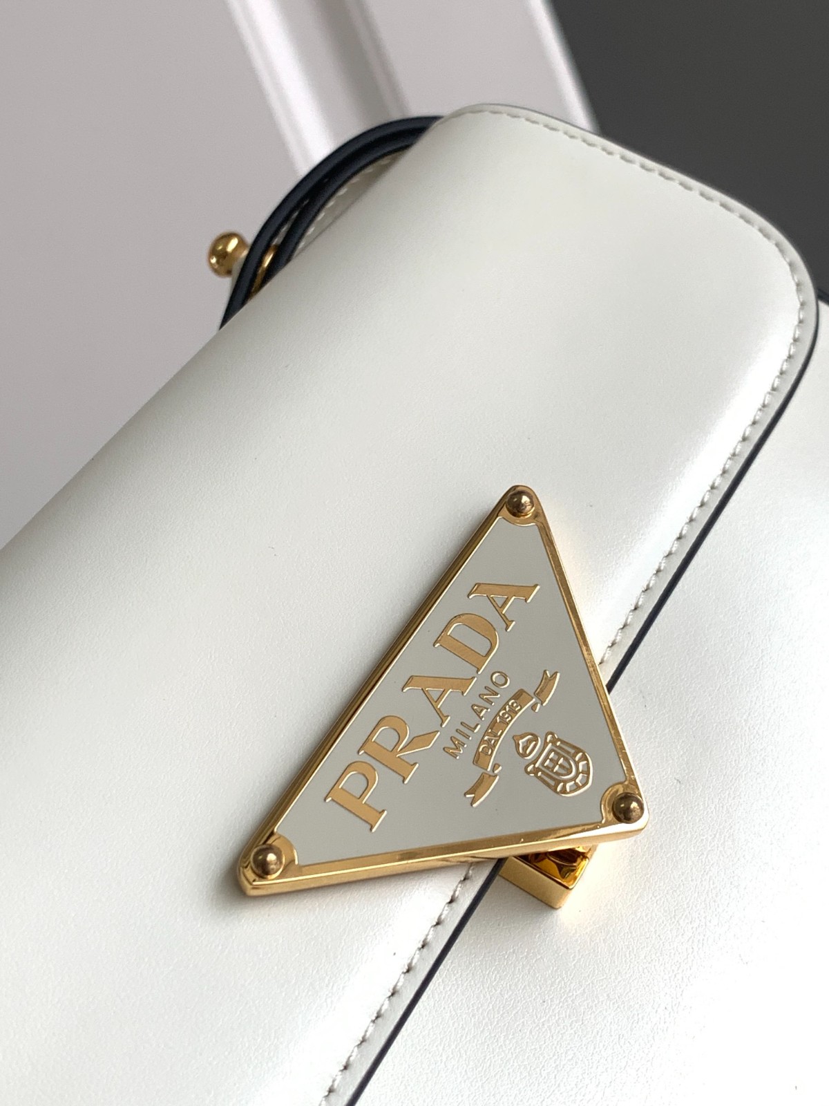 037 58123210 size 20.5x10.5x4cm