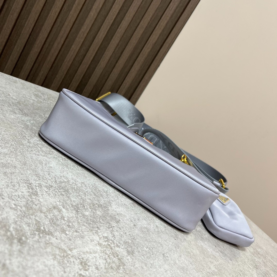032 39123159 size 22x12x6cm