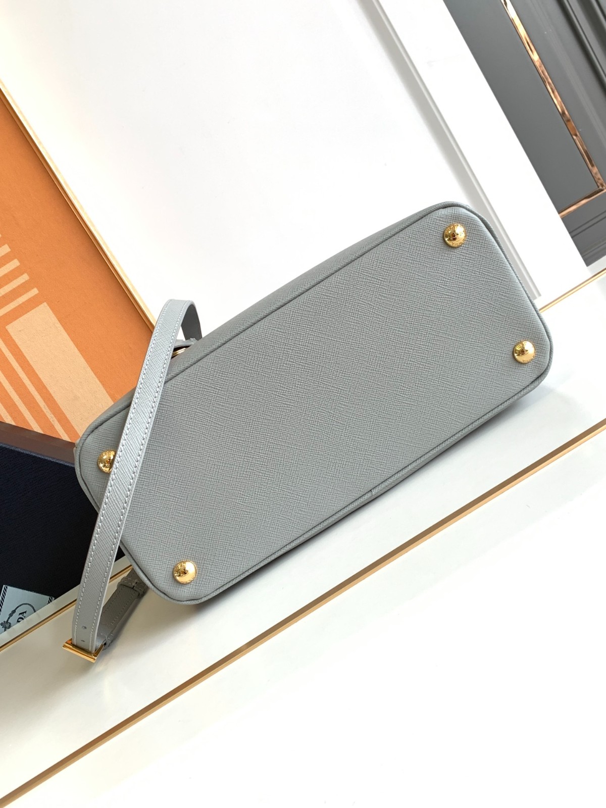 020 75123246 size 28x20x12cm