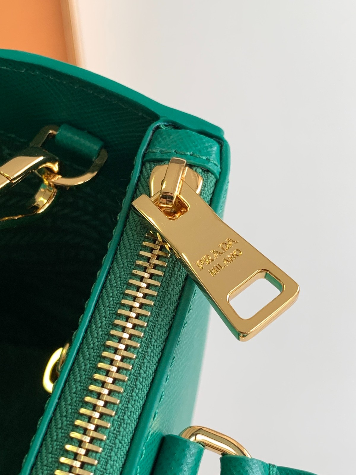 019 75123246 size 28x20x12cm