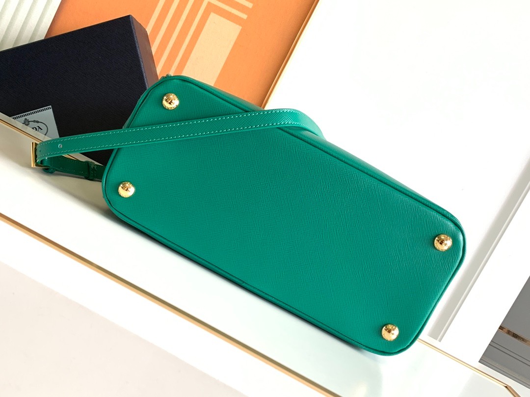 019 75123246 size 28x20x12cm