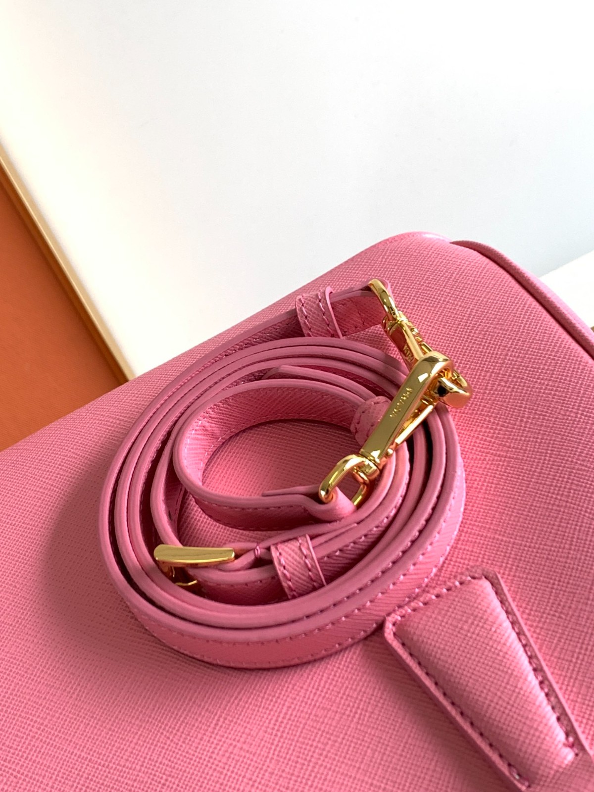 018 75123246 size 28x20x12cm