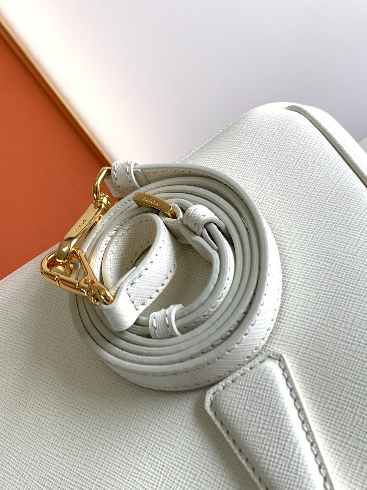 017 75123246 size 28x20x12cm