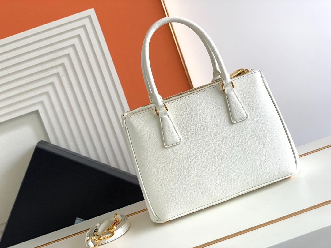 017 75123246 size 28x20x12cm