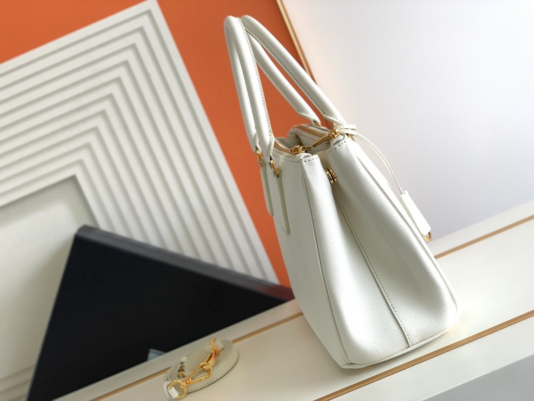 017 75123246 size 28x20x12cm