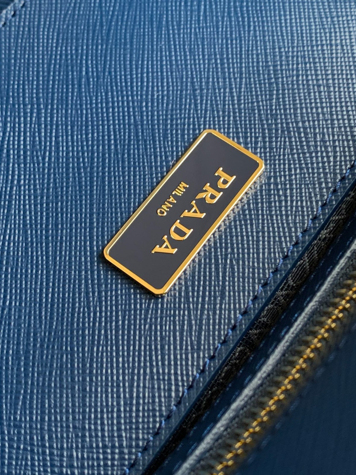 012 75123246 size 28x20x12cm