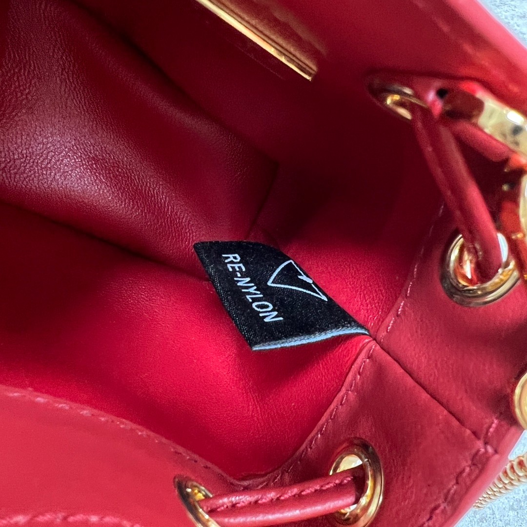 011 42123162 size 10x12x7cm