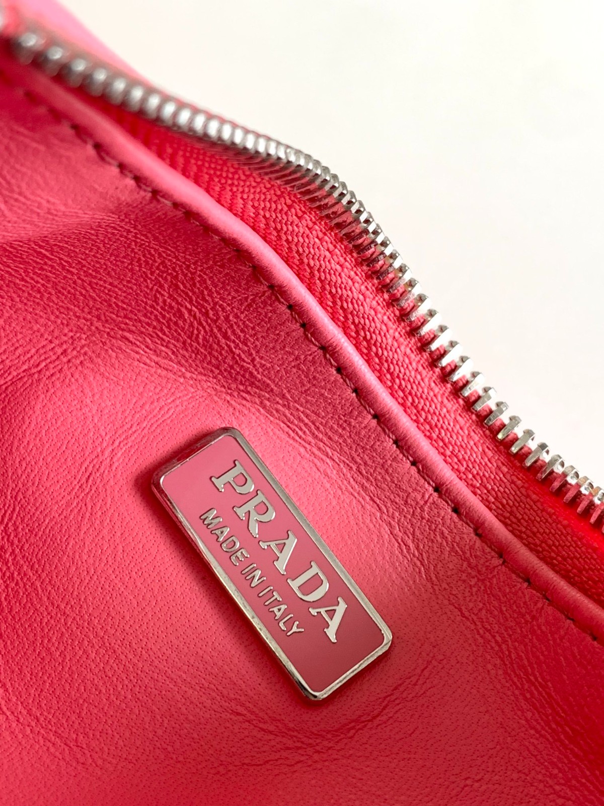 008 62123202 size 22x18x6.5cm