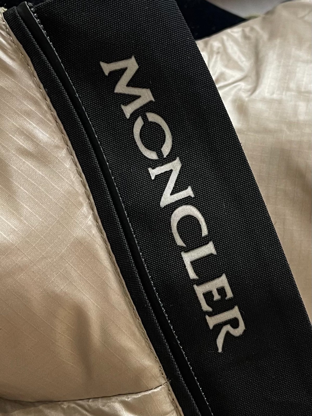 054 025#105-Moncle-Clothes-01-2024SS