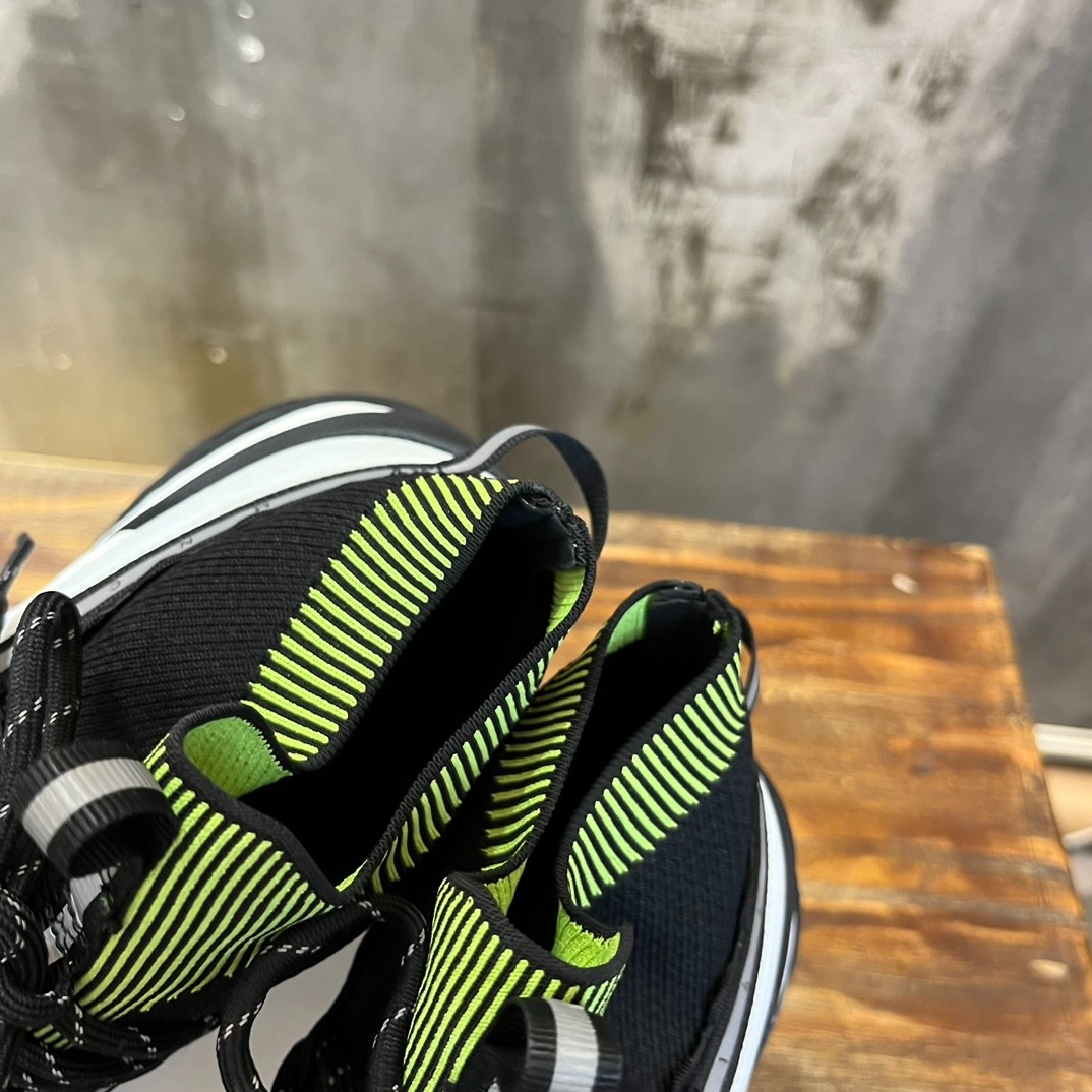 61 38123123 SIZE 38-45