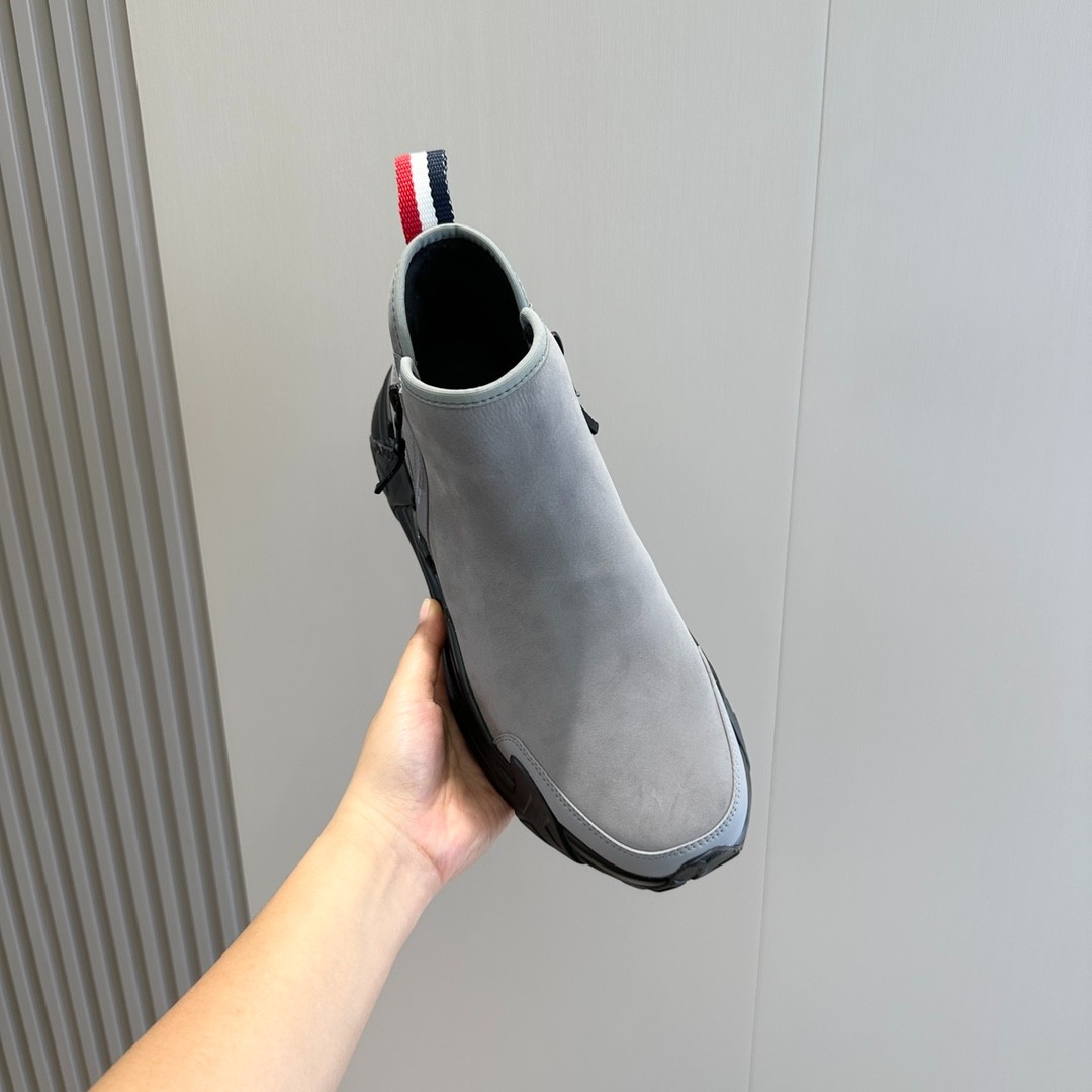 09 42123132 SIZE 38-45