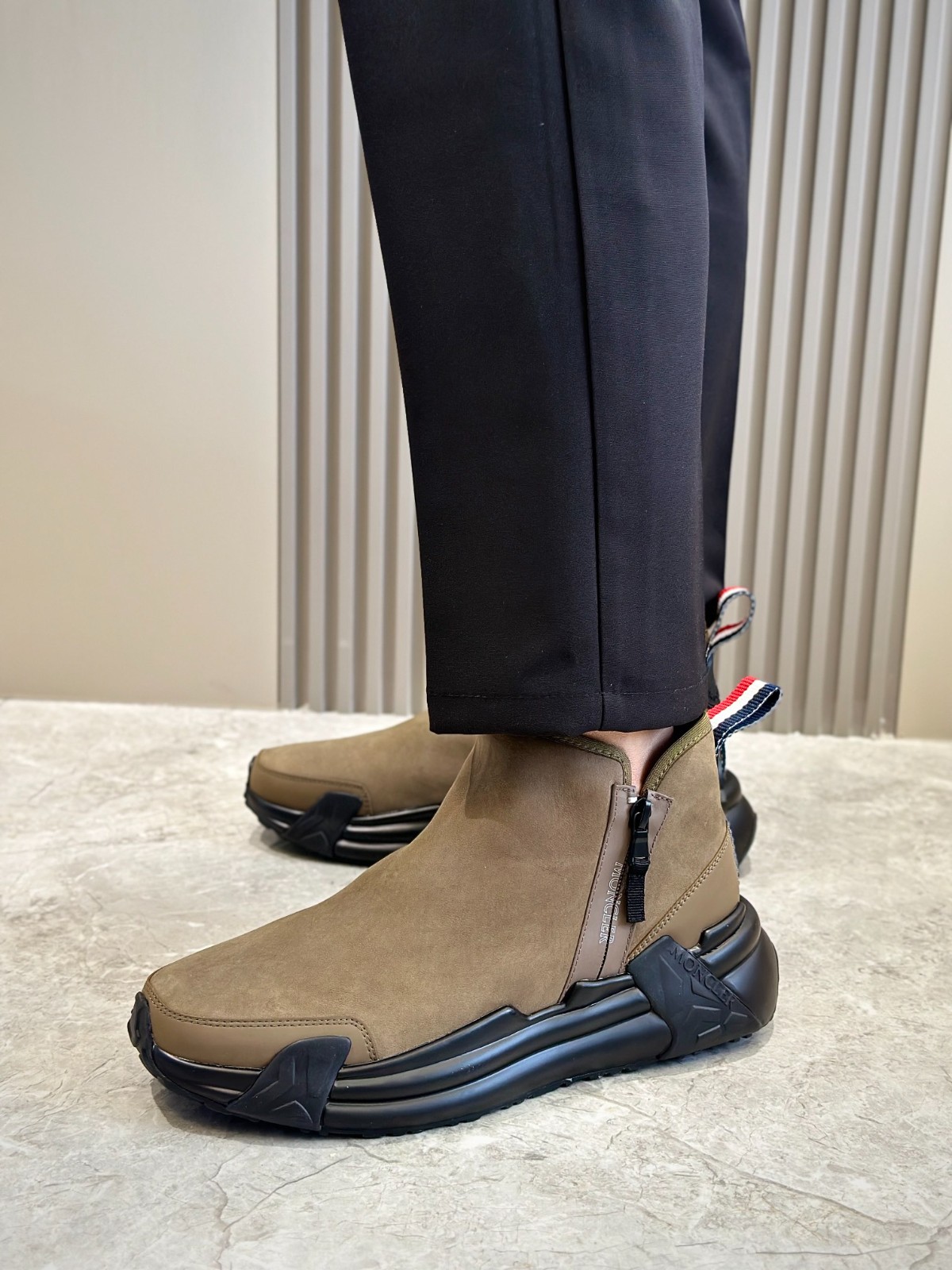 08 42123132 SIZE 38-45