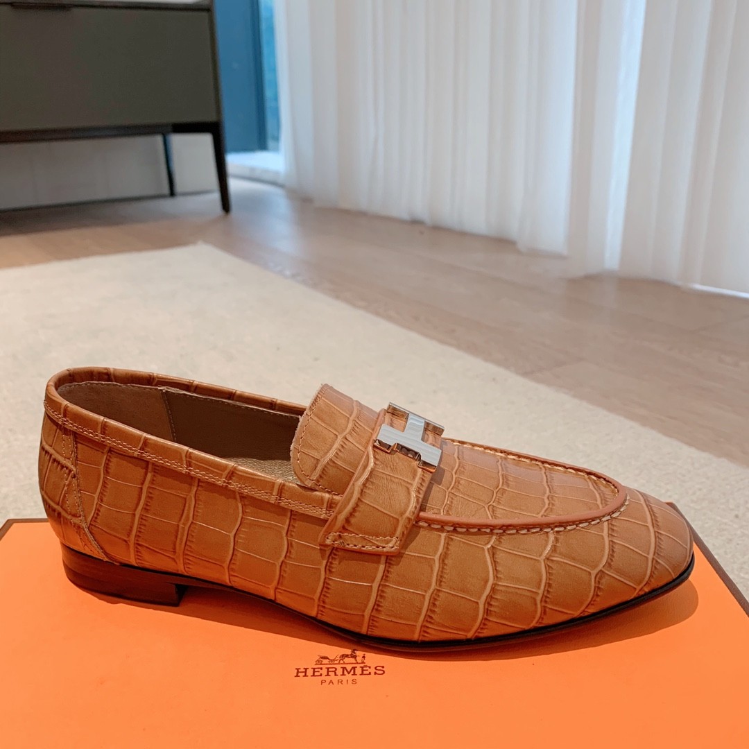 104 44123136 SIZE 35-41
