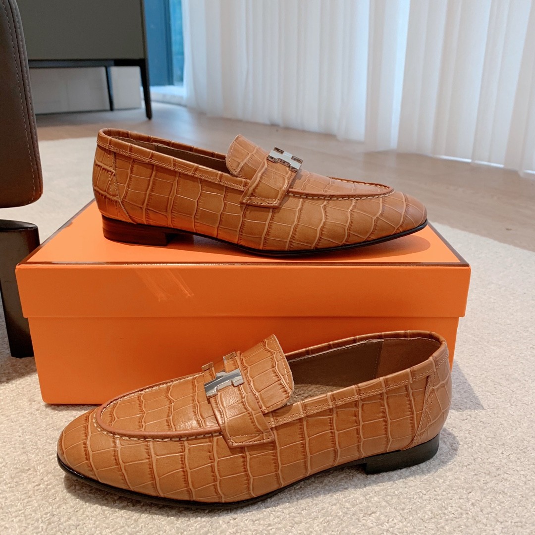 104 44123136 SIZE 35-41